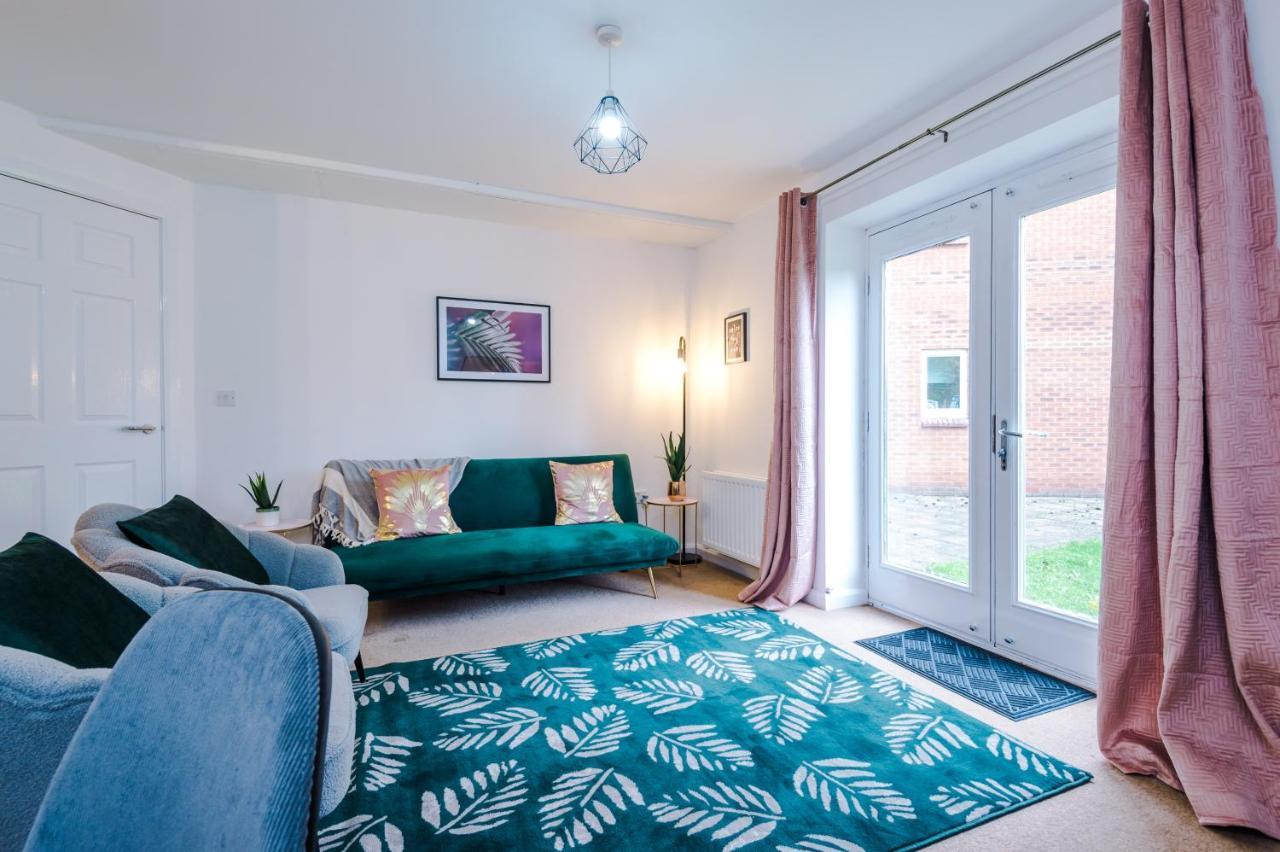 Goldsmith Serviced Apartment *